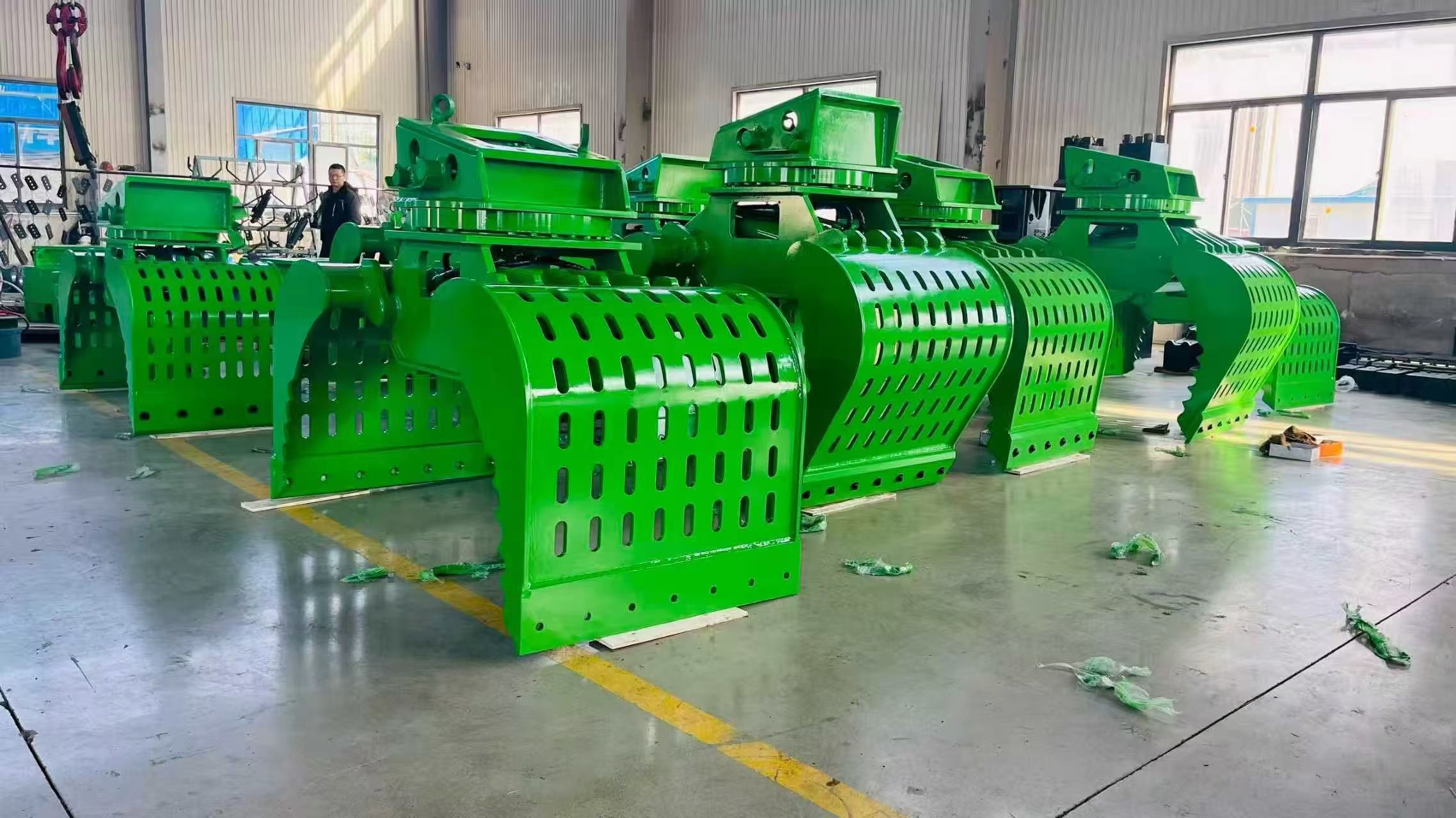 Excavator demolition sorting rotating grapple (1)